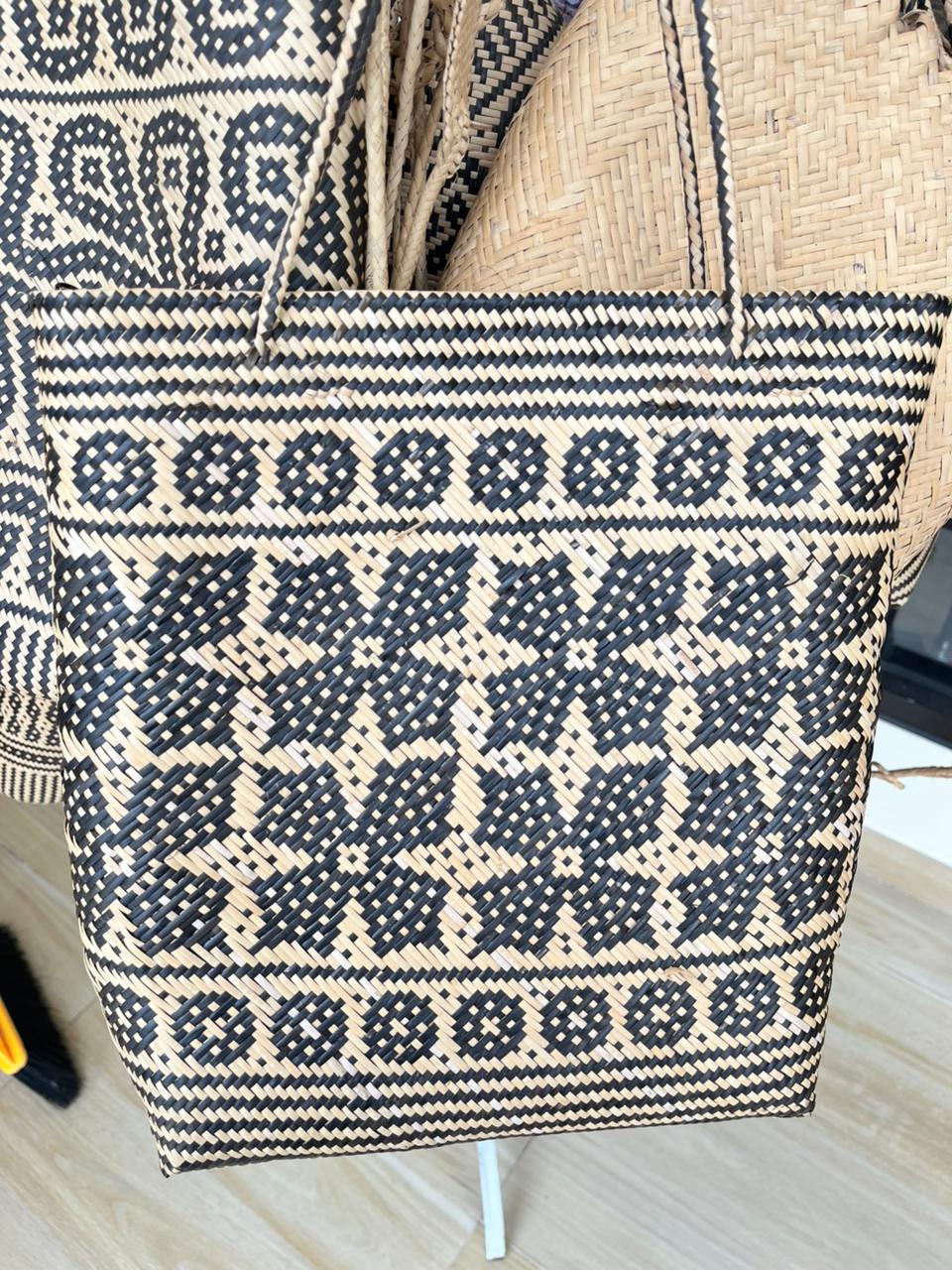 Tas Anyam