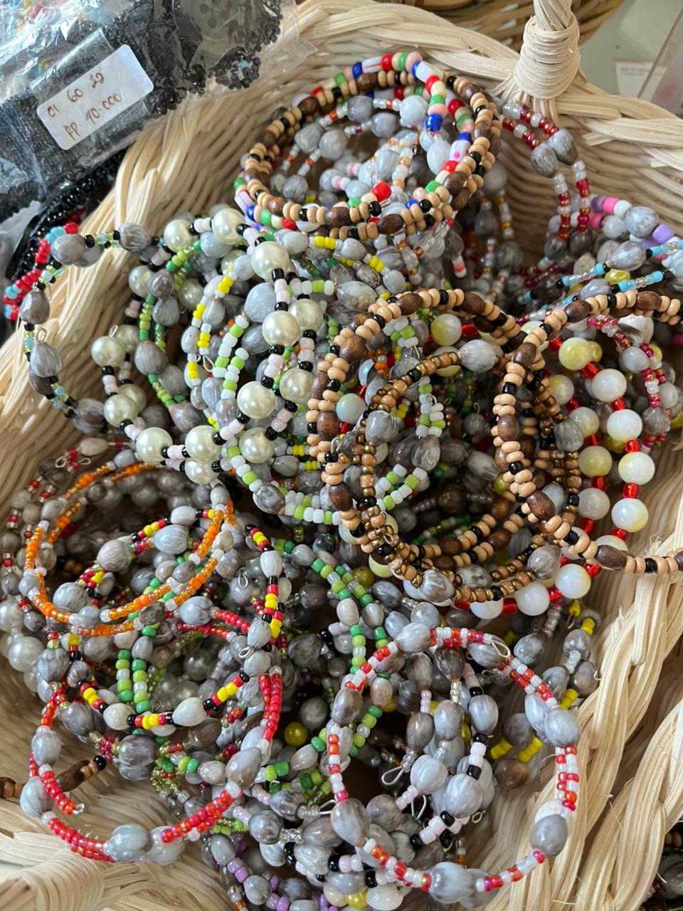 Gelang Manik Motif Kalimantan Timur